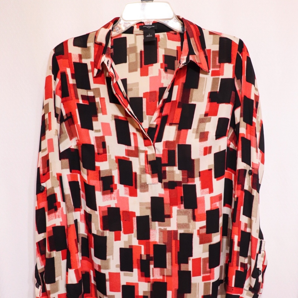 Ann Taylor Essential Button Blouse